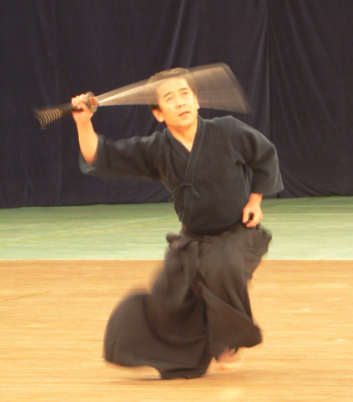 Kyoso Sensei doing Tenshin Shoden Katori Shinto Ryu iaijutsu